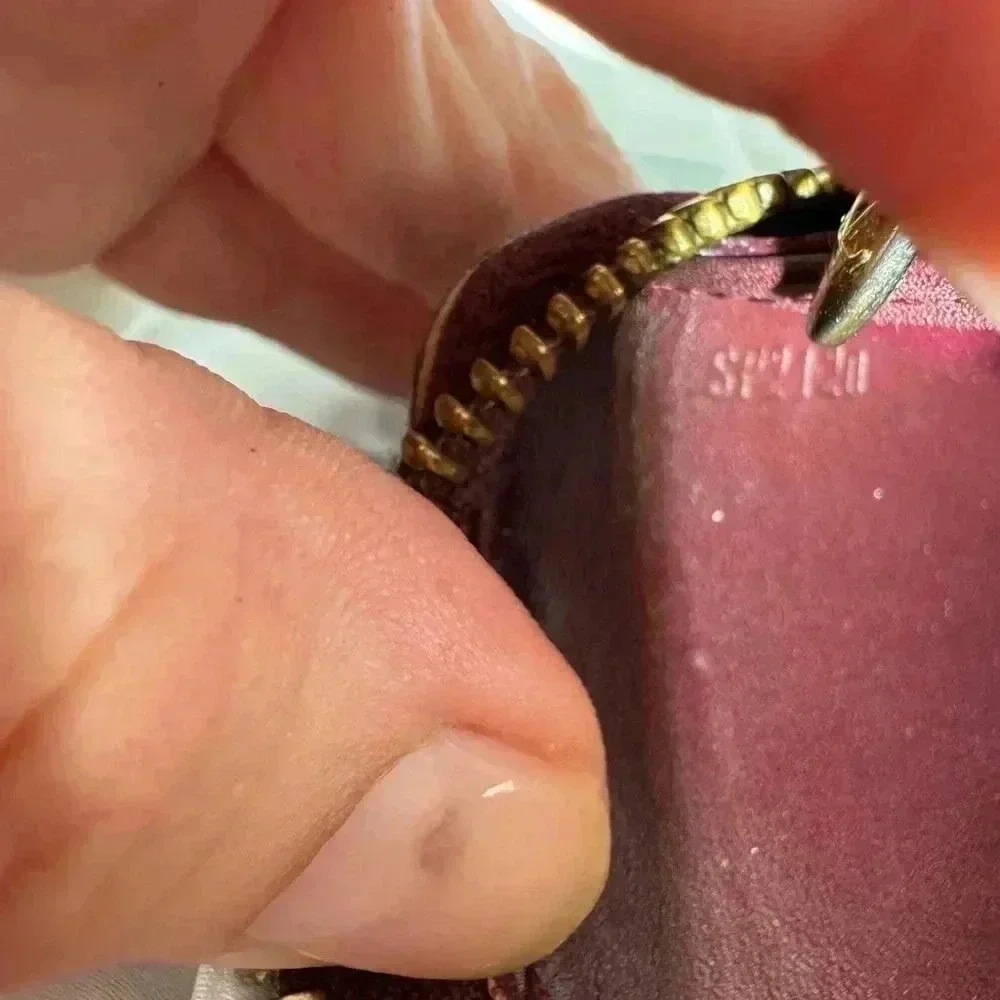 LOUIS VUITTON Long Wallet Zippy Monogram Vernis Bordeaux Date Code SP2120 - Picture 16 of 16